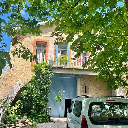 לינה וארוחת בוקר Le Marronnier